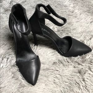✨NEVER WORN!✨ Call It Spring Black Heels!